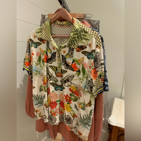 Johnny Was Tops - Johnny Was Floral Butterfly Print Shirt XL